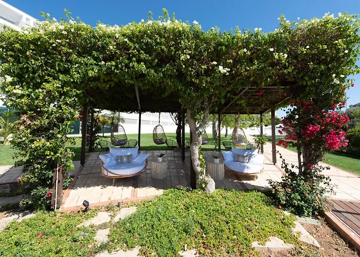 ビスタ マリーナ アパルタメントス トーリスティコス アパートホテル ポルティマン