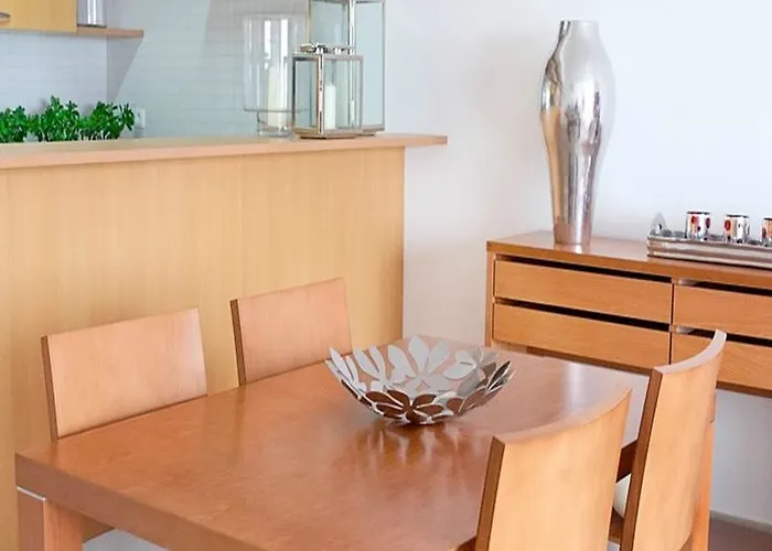 Апарт-готель Vista Marina Turisticos Портіман